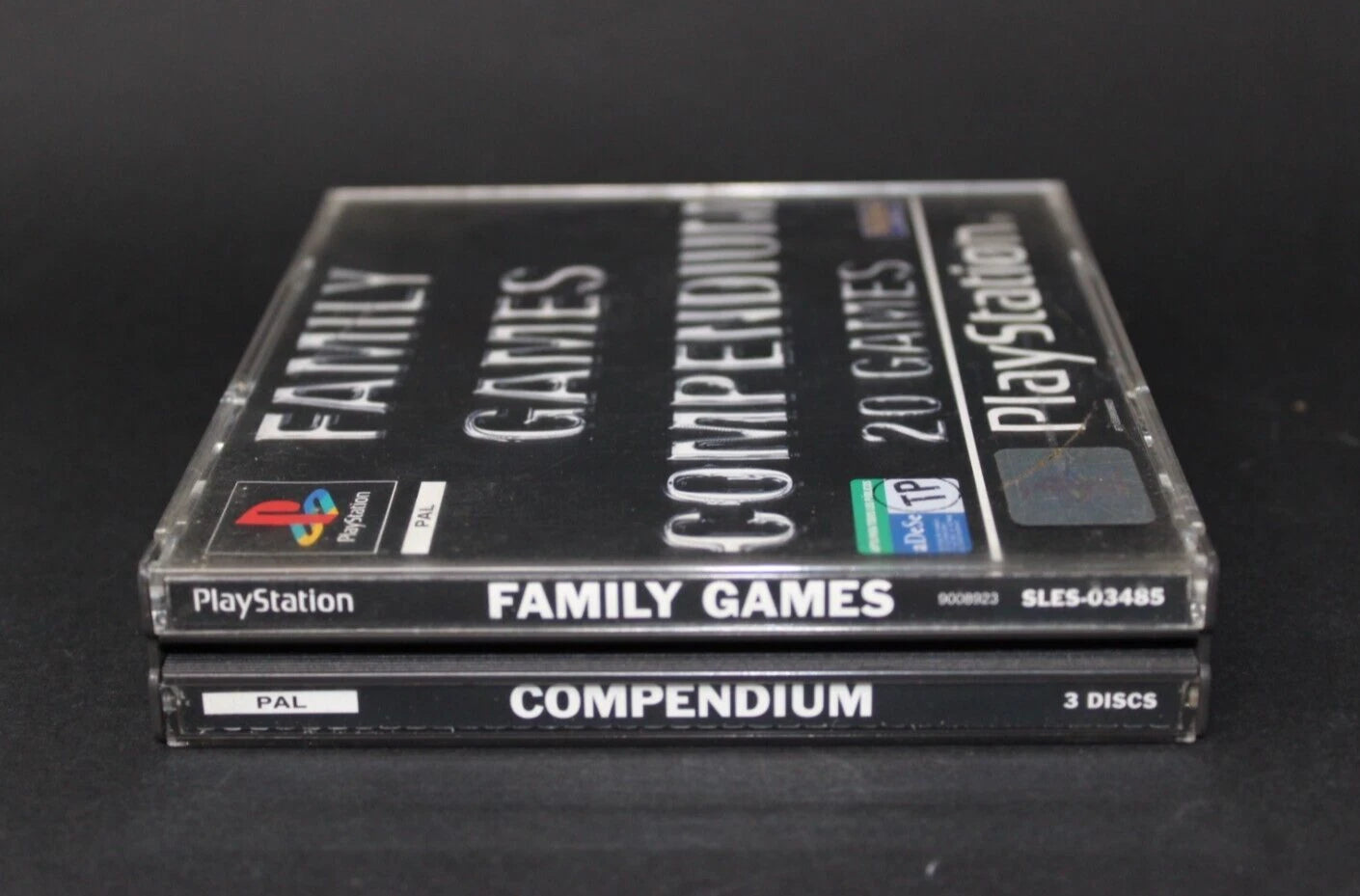 FAMILY GAMES COMPENDIUM 20 GAMES SOLO CAJA Y MANUAL PS1 PLAYSTATION INV-7425