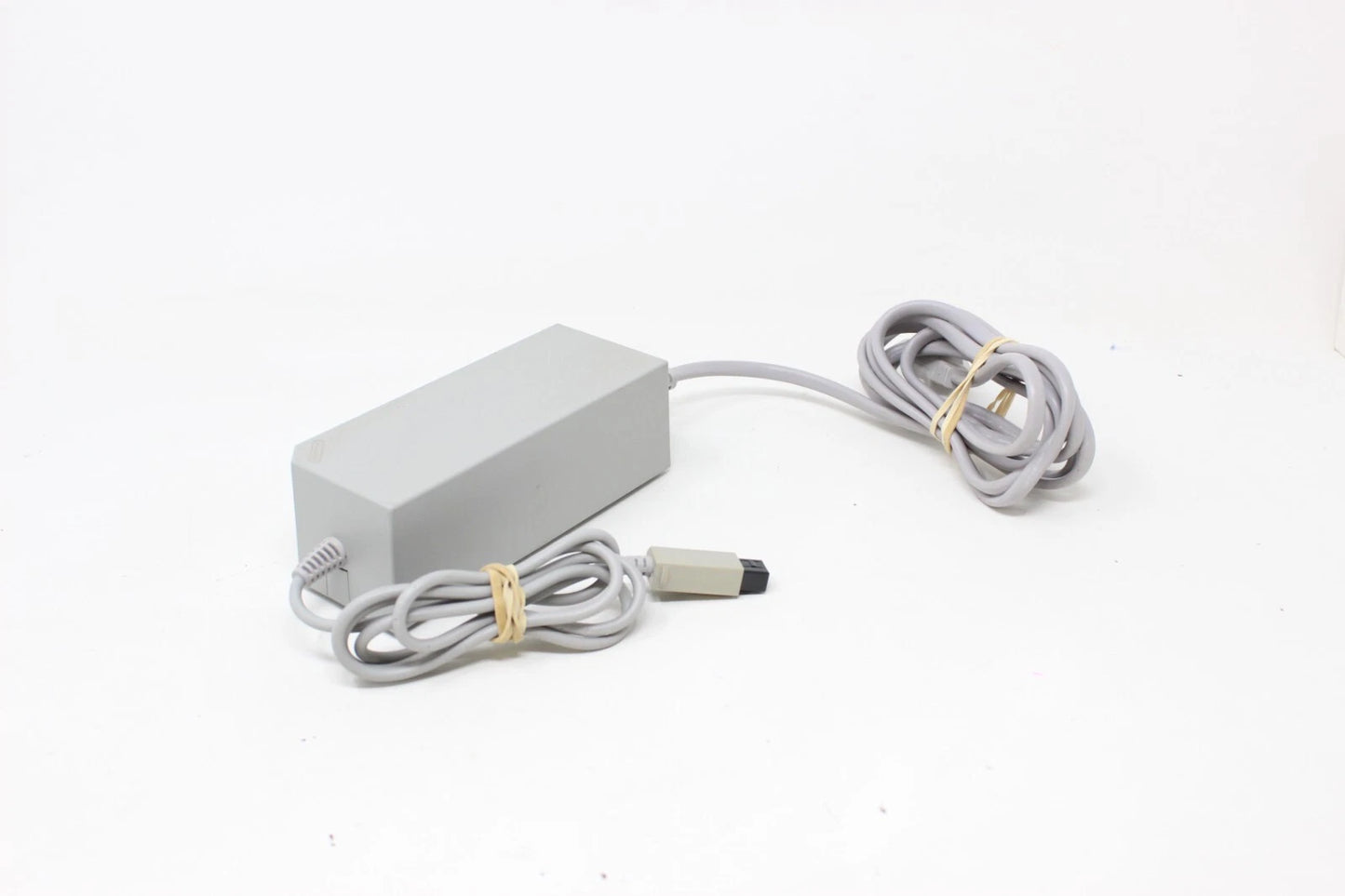 ADAPTADOR DE CORRIENTE NINTENDO WII RVL-002 INV-8416